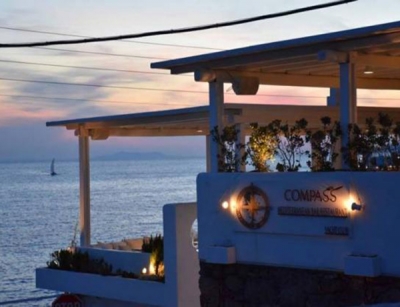 Το ομορφότερο ηλιοβασίλεμα της Μυκόνου σε αυτό το εστιατόριο (Εφημερίδα To Ποντίκι)